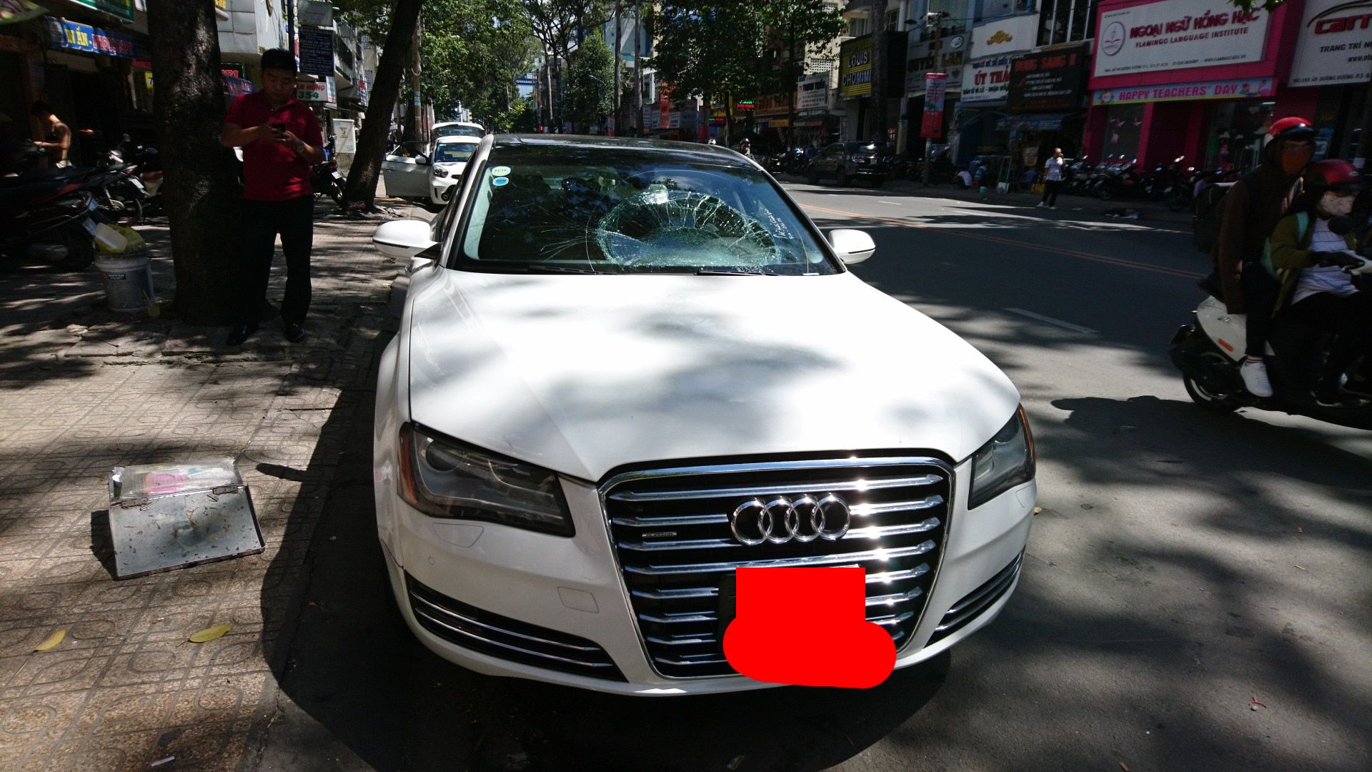 Kính ô tô sài gòn