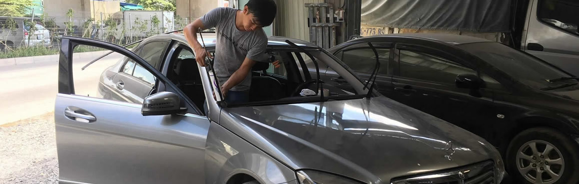 kính oto, kính o to sai gon, kính ô tô hcm, <a href=