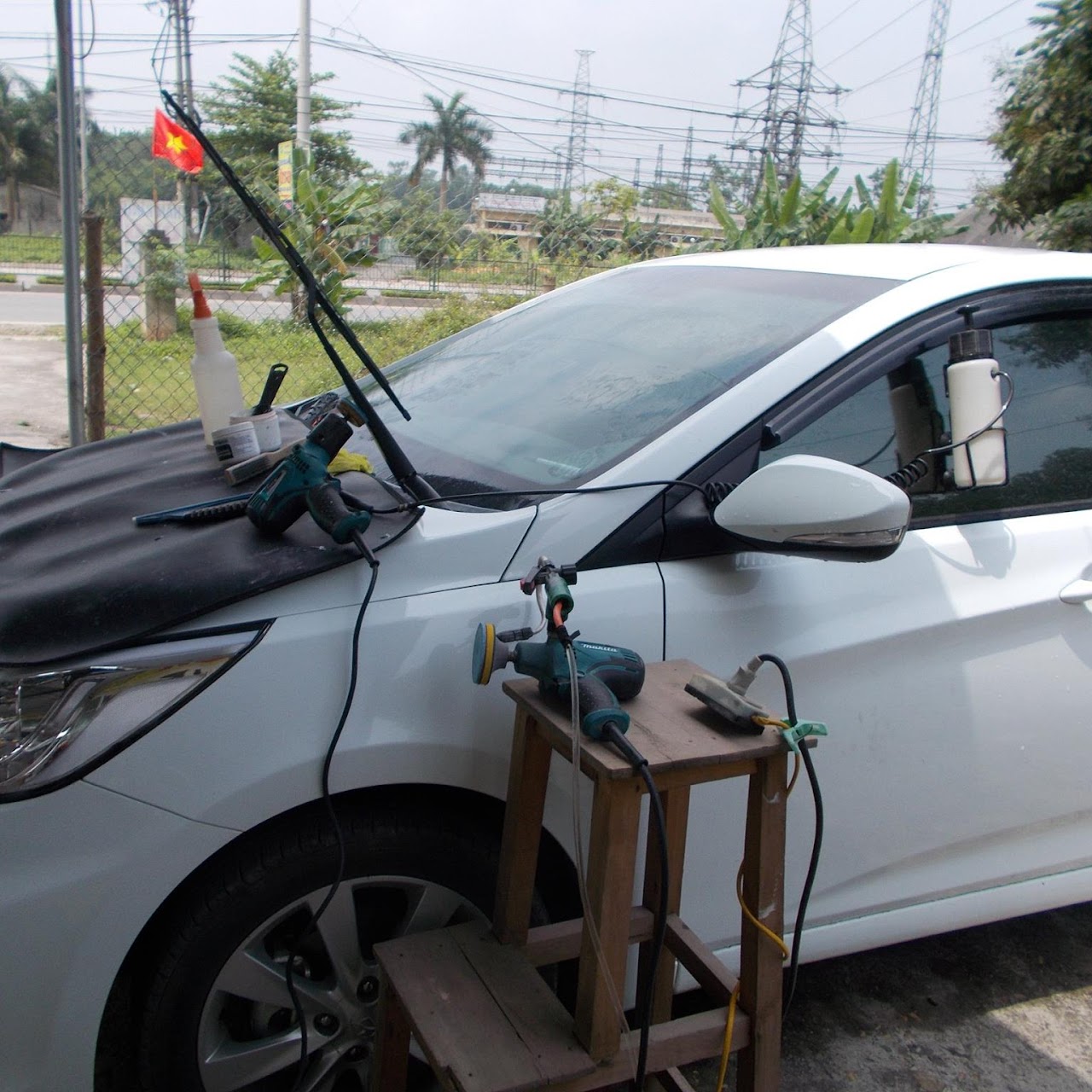 Kính ô tô sài gòn