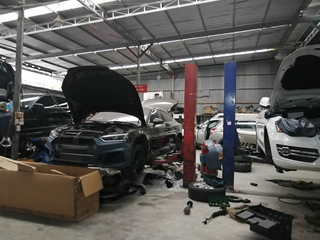 CÁC MẪU KÍNH XE HƠI CAO CẤP